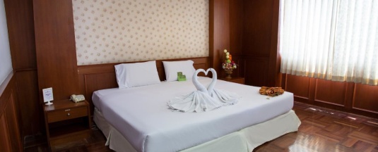 Номер Deluxe в Ayutthaya Grand Hotel