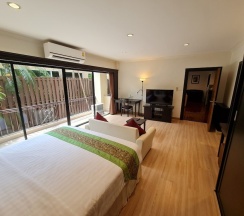 Люкс с балконом в Grand Garden Hotel & Residence