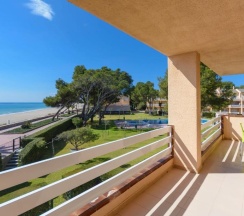 Апартаменты с видом на бассейн в Residencial Guardamar Zeus