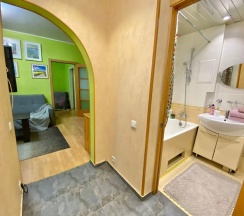 Апартаменты с 2 комнатами в Квартира GoldApart у метро Дубровка