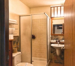 Люкс Hu Kwang с 2 комнатами в Birds and Bees Resort