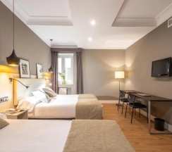 Семейный номер в Hotel Cortezo