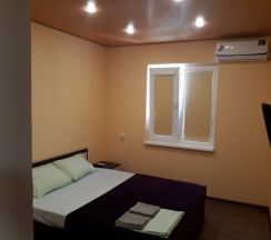 Шестиместный полулюкс с 2 комнатами в Гостиница