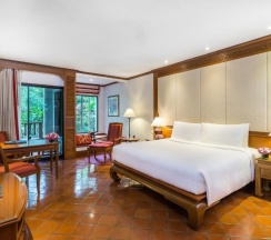 Двухместный номер Guest Ground Floor двуспальная кровать в JW Marriott Phuket Resort & Spa