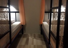 Кровать в общем номере в Nest  Hostel Lipe