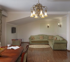 Royal Suite в Garuda Boutique Hotel