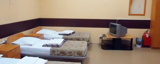 Кровать в 5-местном общем номере в Smart Hotel KDO Сызрань