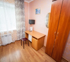 Номер стандарт с 1 двуспальной кроватью в Дубрава