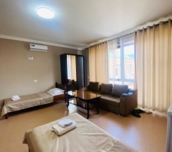 Трёхместный номер Superior в Турист