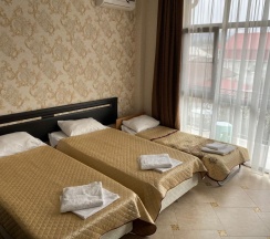 Трёхместный номер Comfort в Коралл