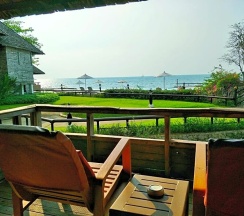 Одноместная студия с видом на море в Sunset Park Resort and Spa
