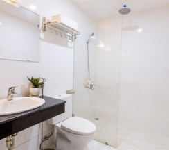 Двухместный номер Standard 2 отдельные кровати в KLC Holidays Phu Quoc Hotel