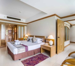 Люкс Family с 2 комнатами в Royal Cliff Beach Hotel Pattaya