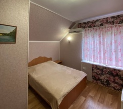 Стандарт для 3 взрослых на третьем этаже в Грин хаус