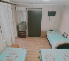 4-местная комната эконом (общие удобства) в Друзья