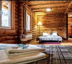 Delux*** Room семейный с телевизором и балконом в Альпийское эхо