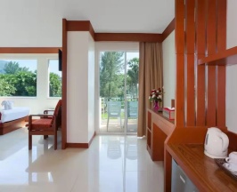 Двухместный номер Grand Deluxe с частичным видом двуспальная кровать в Baumancasa Beach Resort