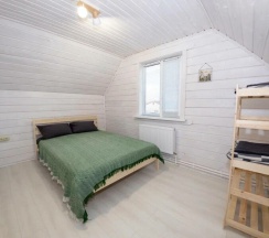 дом + баня в Избанька