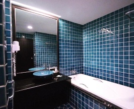 Четырёхместный люкс Seaside Wing семейный в Kacha Resort and Spa Koh Chang