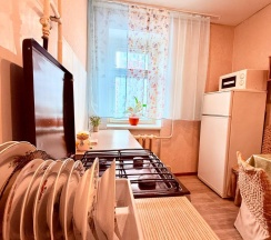 2-комнатные апартаменты эконом в Регион 89 на улице Заводская 2