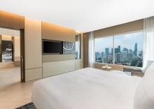 Двухместный люкс Executive двуспальная кровать в Pathumwan Princess Hotel