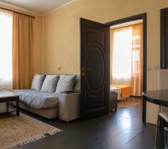 Полулюкс в Yellow hotel