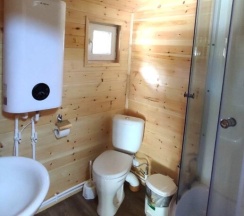 Коттедж с красивым видом из окна в Maas