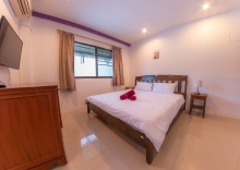 Номер Superior в Enrico Hostel Patong