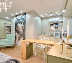 Улучшенный номер с кроватью размера «king-size» в Питер