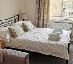 Апартаменты с 2 комнатами в Westmount 1st South