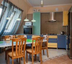 3-комнатные апартаменты, 98 м², 9 этаж в Посутки
