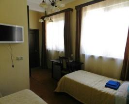 Номер стандарт с 2 односпальными кроватями в 7 Вечеров