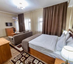 Двухместный номер Deluxe двуспальная кровать в Ош-Нуру
