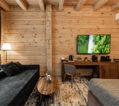 Номер Делюкс с двуспальной кроватью и видом на реку в Grand Chalet Altay