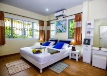 Коттедж с 2 комнатами в Villa Adelle Bang Tao 2 bedroom house