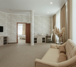 Люкс двухкомнатный с террасой вид на море в Кавказ