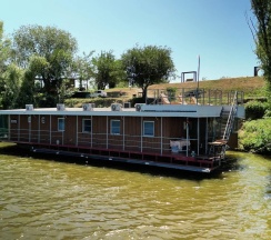 Номер эконом с 2 односпальными кроватями в River&Fish