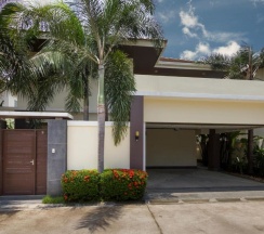 Вилла с 4 комнатами в Tropicana Pool Villa