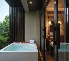 Двухместный номер Jacuzzi Deluxe двуспальная кровать в Silavadee Pool Spa Resort