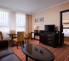 Двухкомнатный Люкс в Cort Inn St-Petersburg Hotel & Conference Center