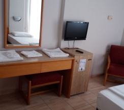 Трёхместный номер Standard в Isinda Hotel