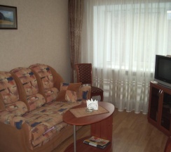 Номер стандарт улучшенный с 1 двуспальной кроватью в Оптималь