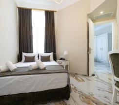 Семейный номер Deluxe в Modern Luxury Hotel
