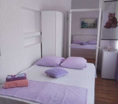 Семейные апартаменты с 2 комнатами в Уютный дворик