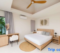 Вилла в Вилла Plunge Modern 2-Bedroom with Private Pool