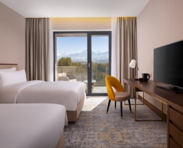 Двухместный номер Classic с балконом 2 отдельные кровати в Swissotel Wellness Resort Alatau Almaty
