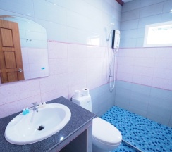 Вилла с 4 комнатами в Kamalar Palace Longstay house