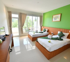 Двухместный номер Superior с балконом 2 отдельные кровати в The Touch Green Naiyang Hotel & Fitness