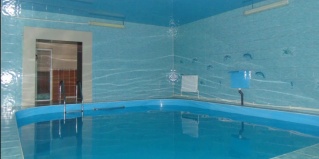 подсобного хозяйства санатория им. Цюрупы: Отель Крым