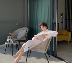 Полулюкс с балконом и с видом на море в Айтар Морские корпуса